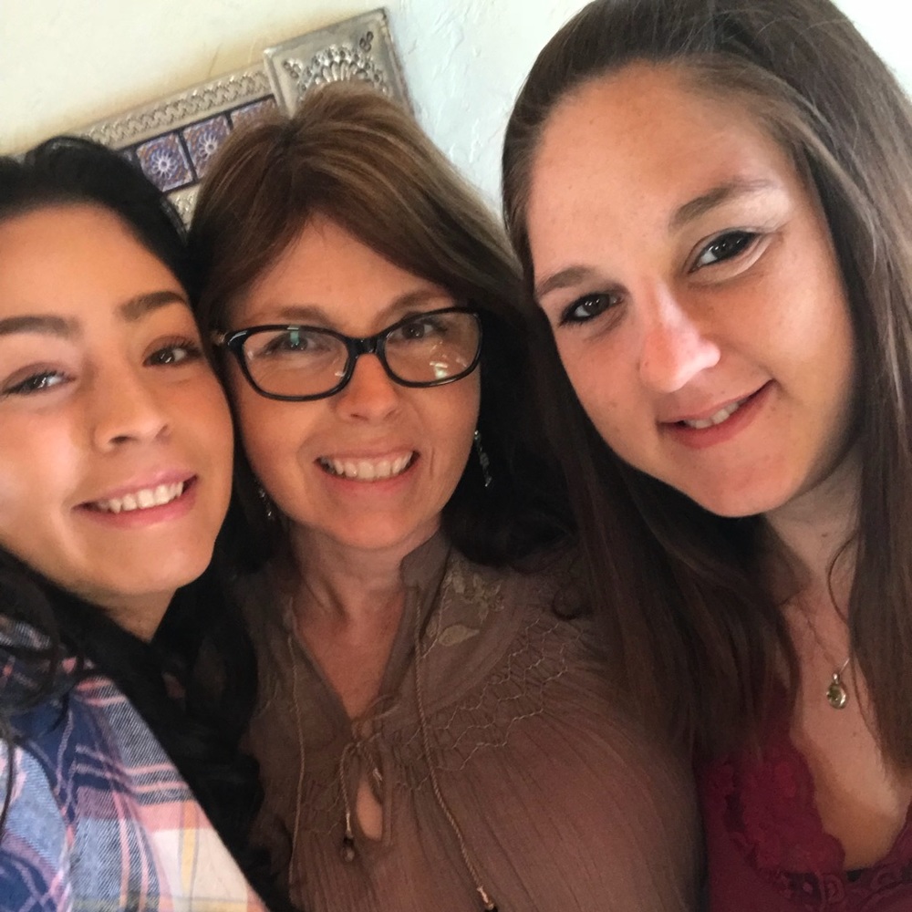 Meet your Posher, Lori